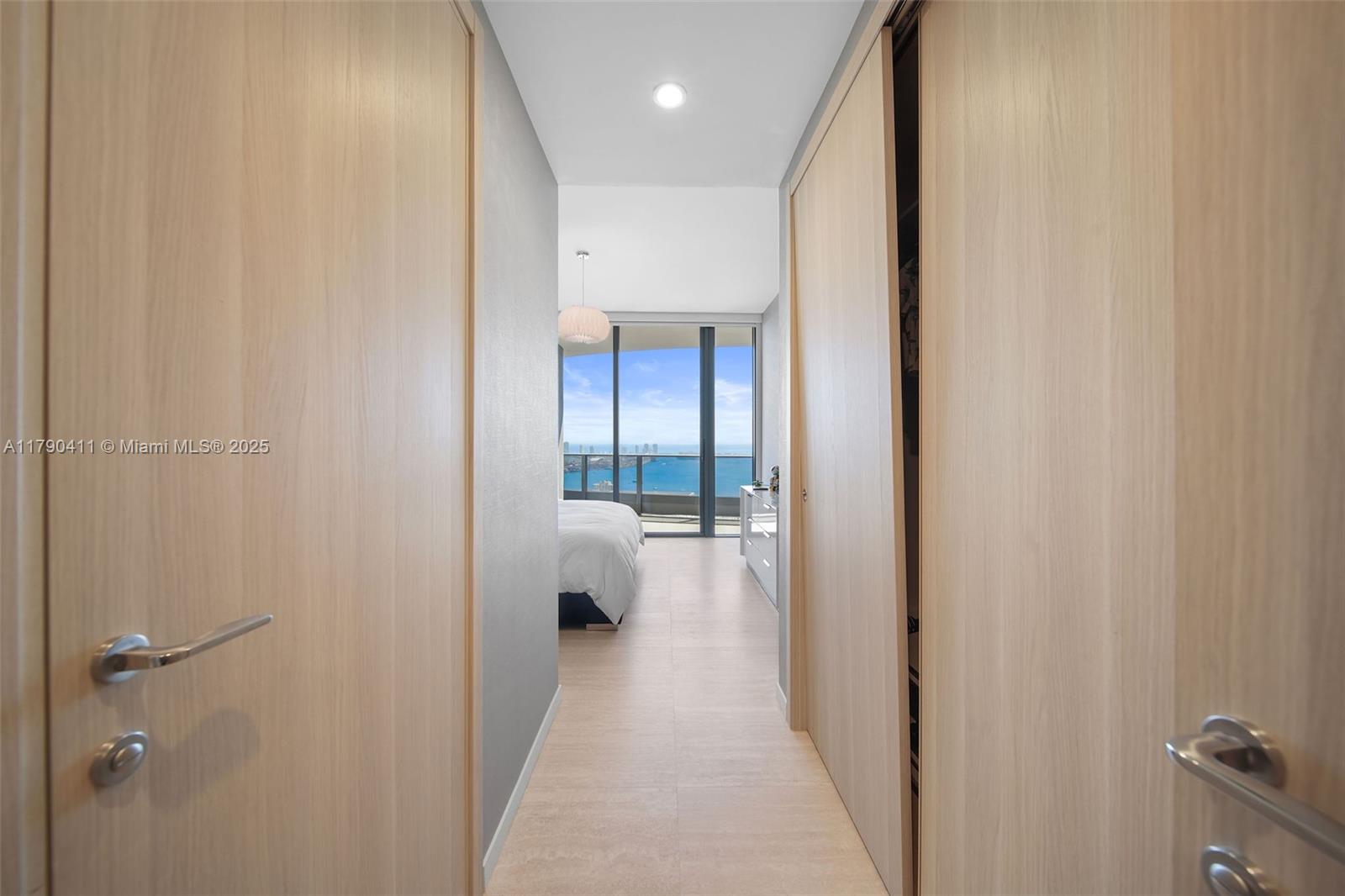 1000 Brickell Plz #PH5603, Miami FL 33131