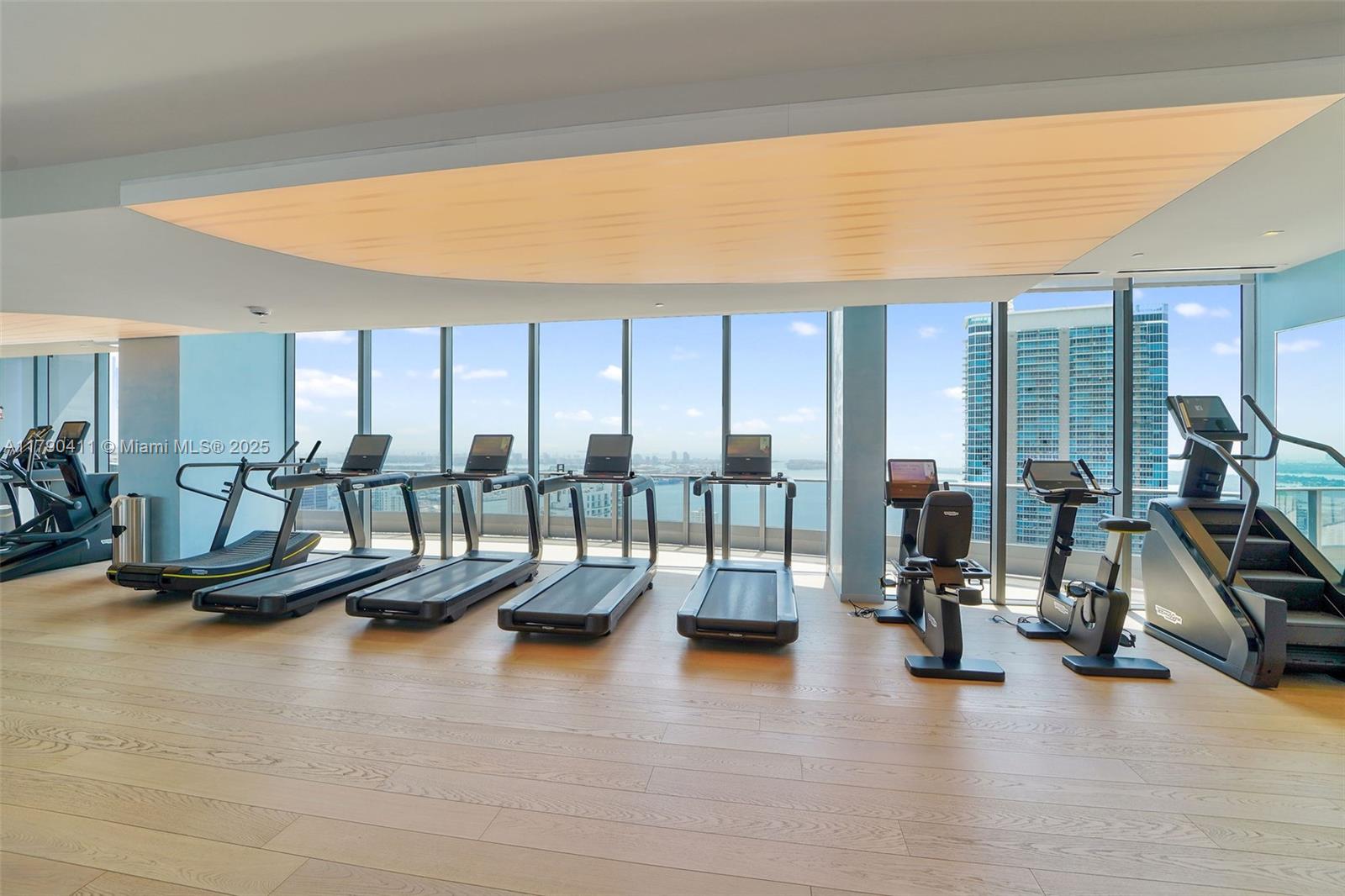 1000 Brickell Plz #PH5603, Miami FL 33131