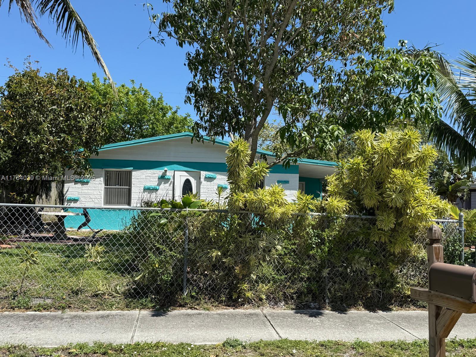 1128 W 6th St, Riviera Beach, Florida image 1
