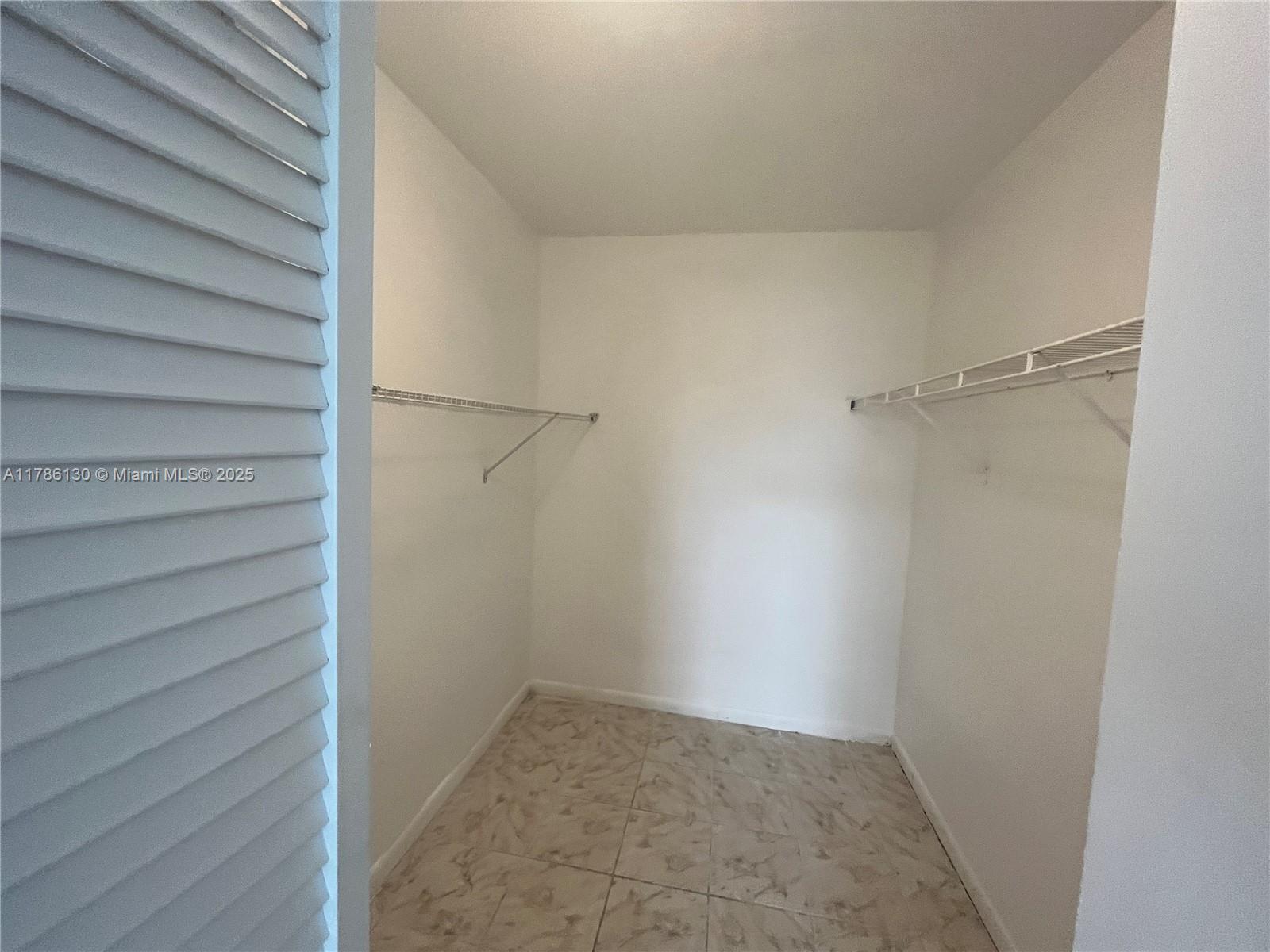 3710 NW 21st St #211, Lauderdale Lakes, Florida image 11