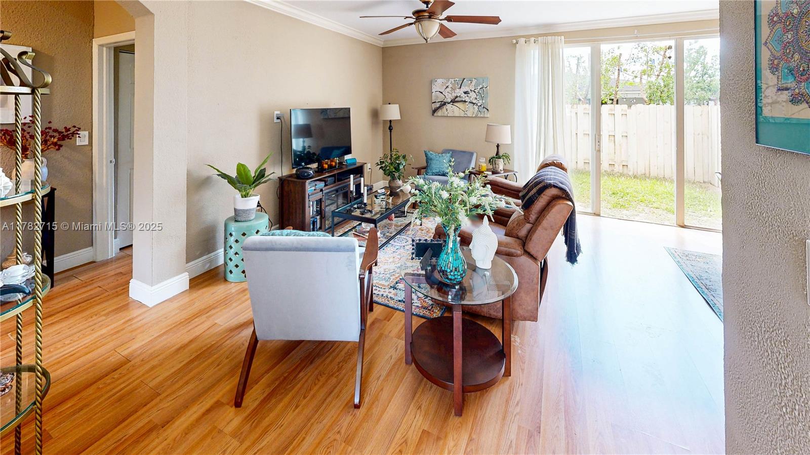 Listing Photo 10