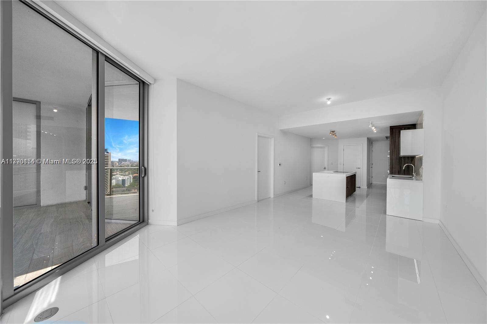 851 NE 1ST Ave #1206, Miami FL 33132