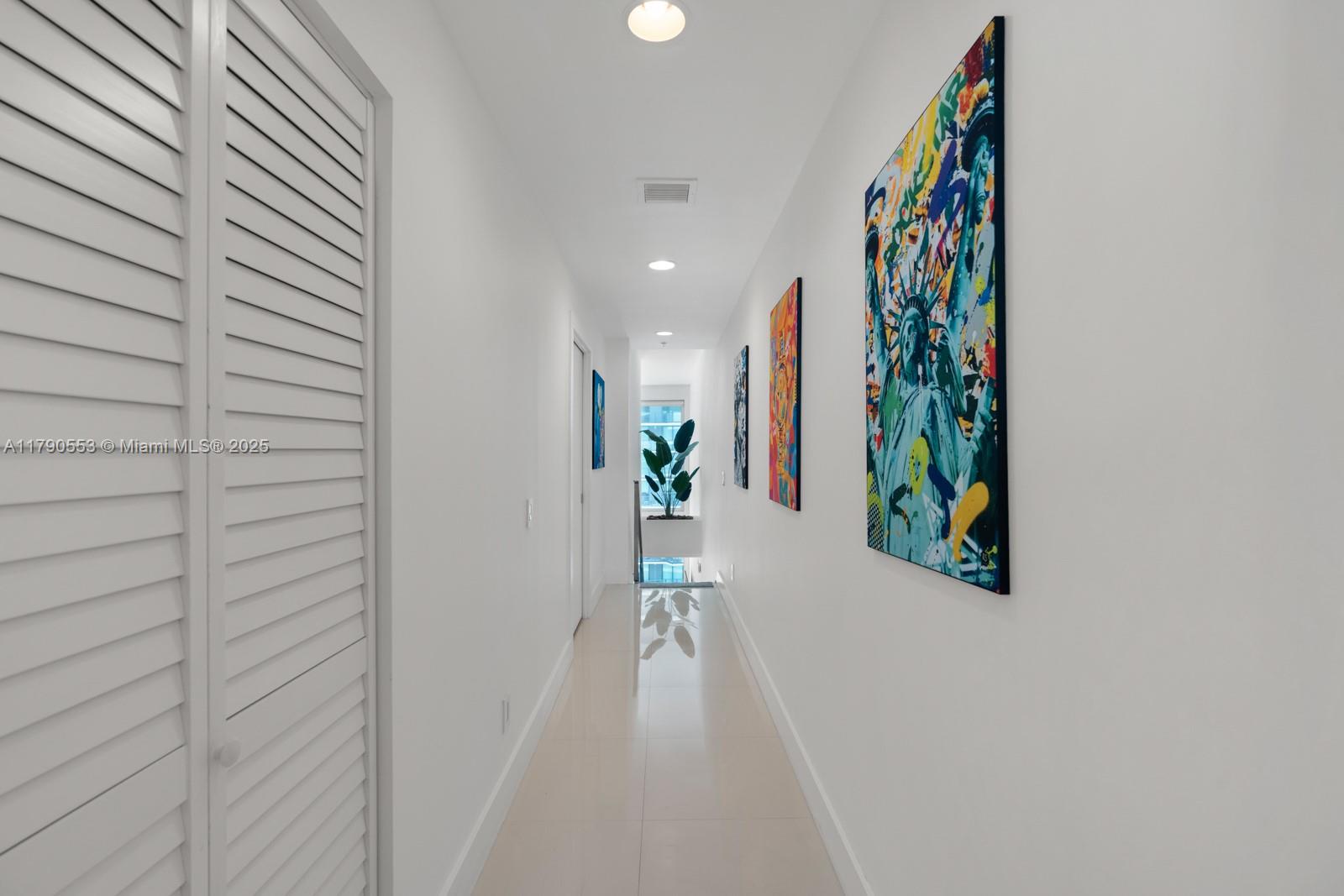 60 SW 13th St #3808, Miami FL 33130