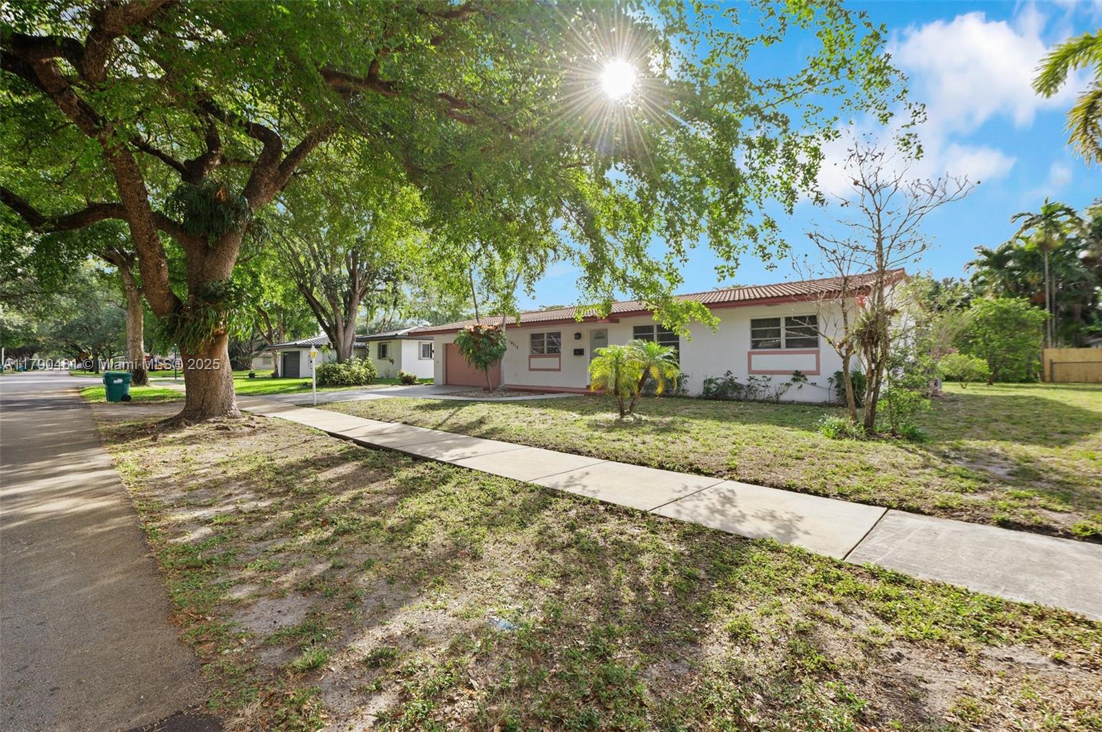 14515  Mahogany Ct  For Sale A11790431, FL