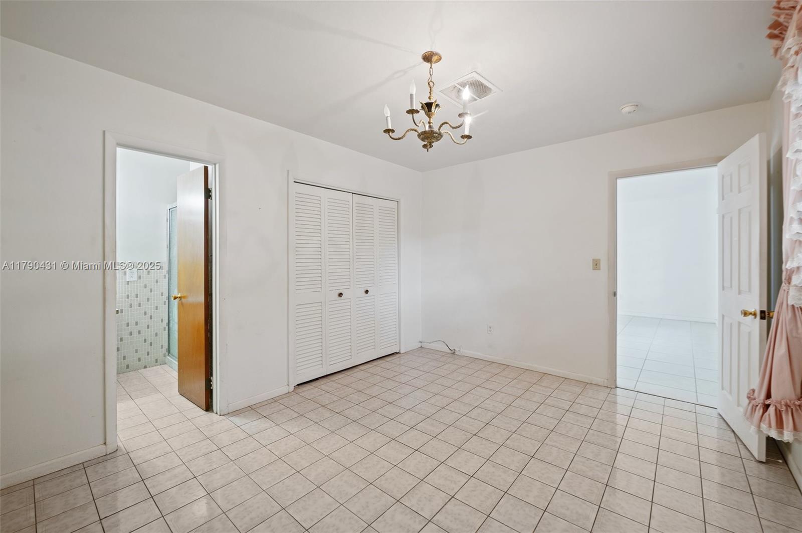 14515 Mahogany Ct, Miami Lakes, Florida image 14