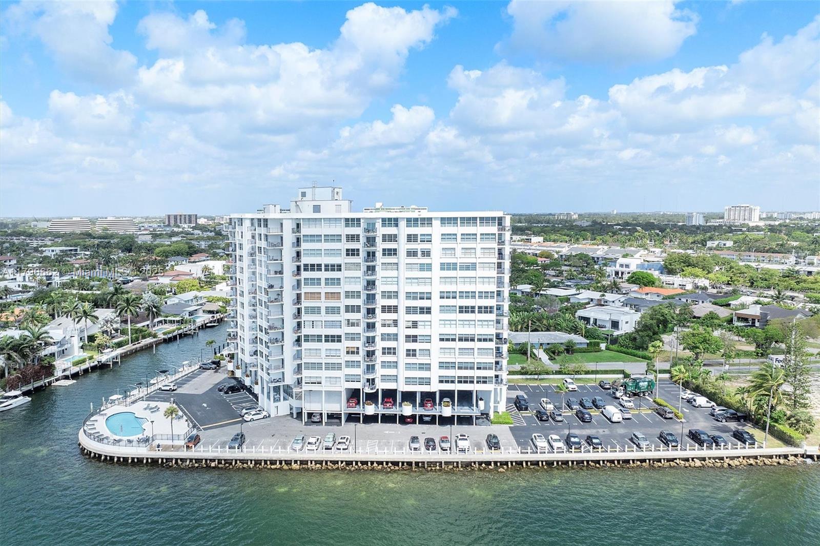 11930 N Bayshore Dr #1007, North Miami, Florida image 27