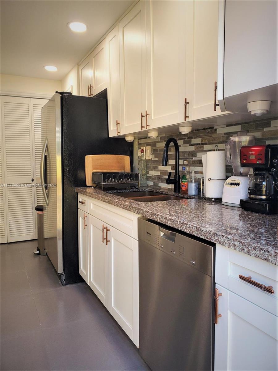 301 Bonaventure Blvd #6, Weston, Florida image 13