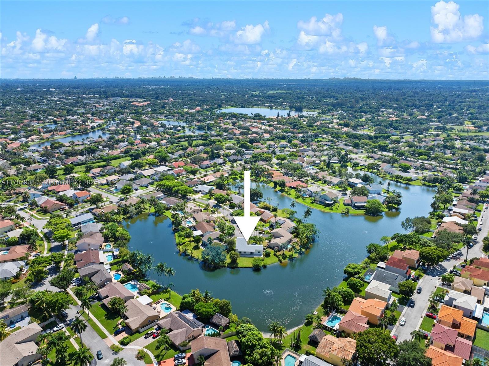 14531 Hampton Pl, Davie, Florida image 4