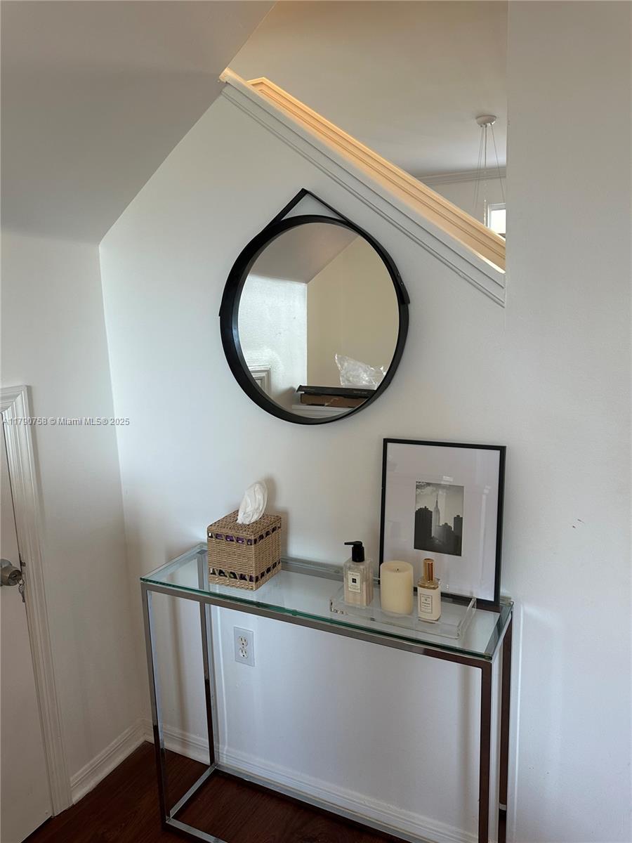 2861 NE 185th St #305, Aventura, Florida image 4