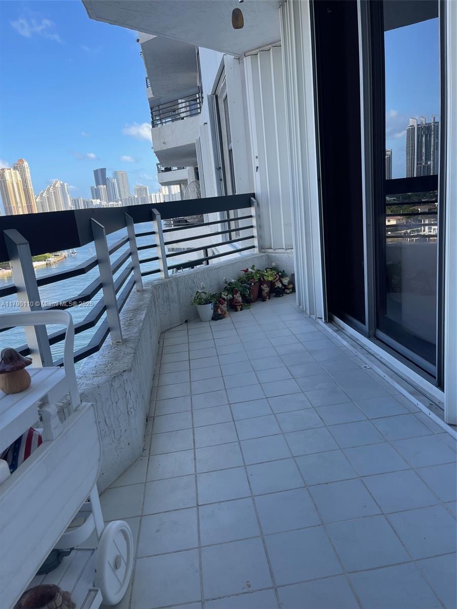 Listing Photo 14