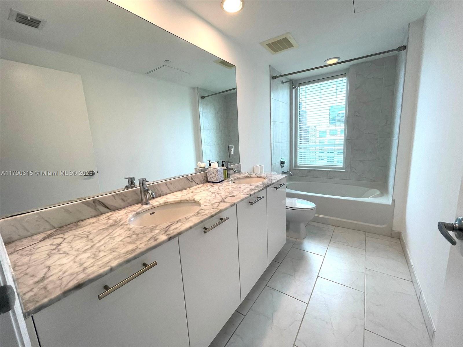 951 Brickell Ave #3600, Miami FL 33131