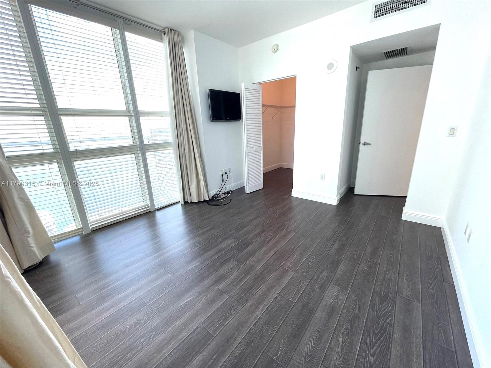951 Brickell Ave #3600, Miami FL 33131