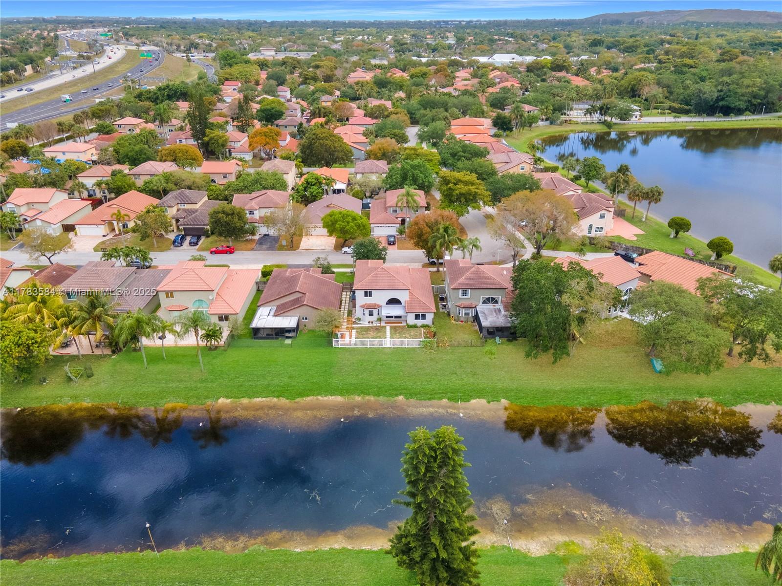 5511 NW 51st Ave, Coconut Creek, Florida image 32