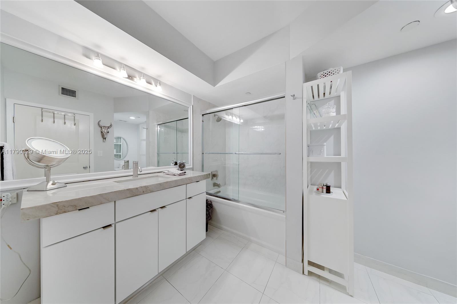 1330 West Ave #1414, Miami Beach FL 33139