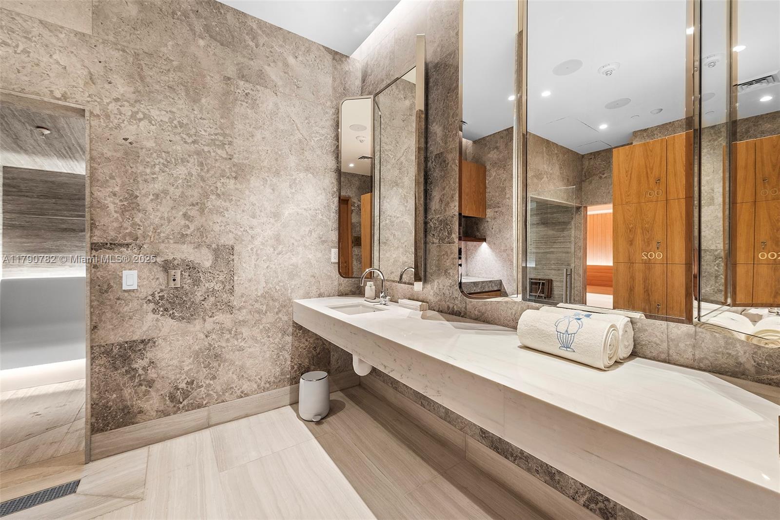 2655 S Bayshore Drive #1006, Coconut Grove, Florida image 20
