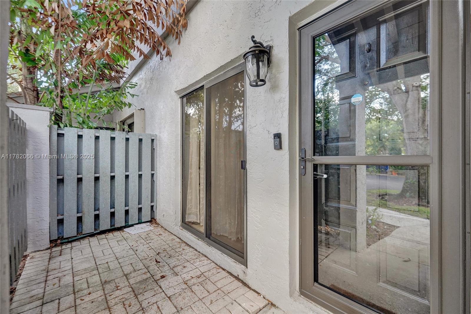 Property photo # 4