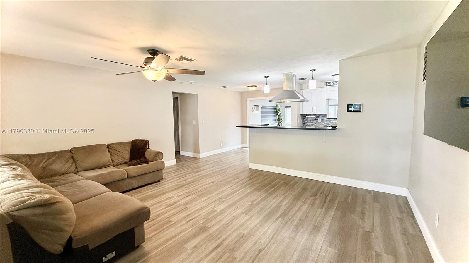 5107 SW 92nd Ave, Cooper City, Florida image 3