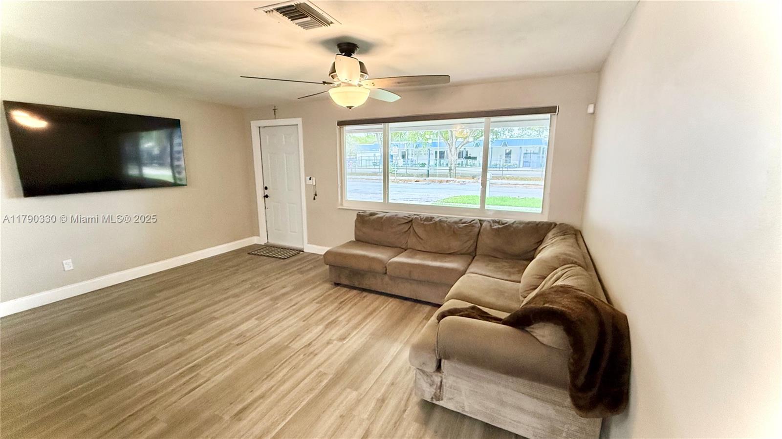 5107 SW 92nd Ave, Cooper City, Florida image 4