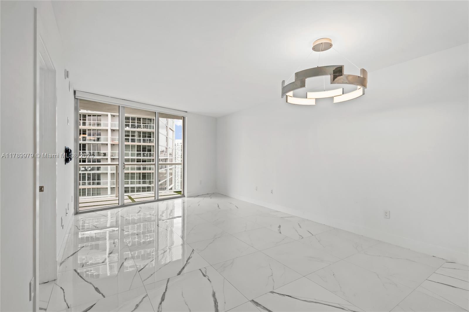 475 Brickell Ave #4811, Miami FL 33131