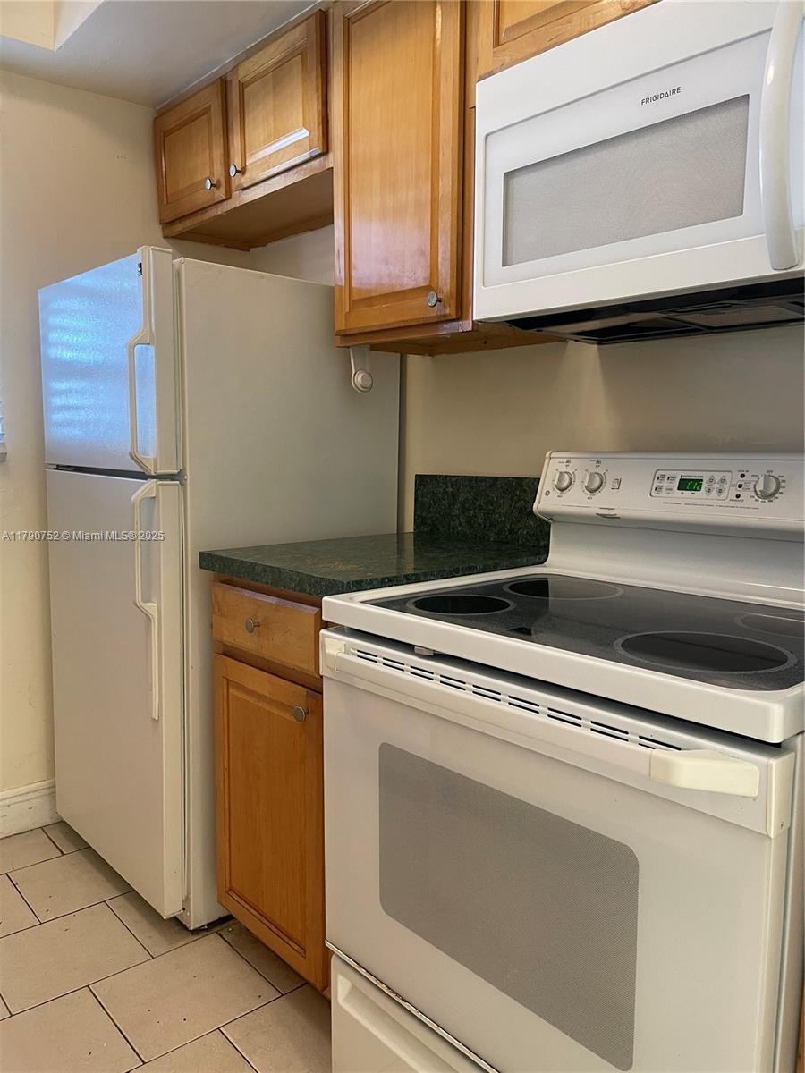 Property photo # 9