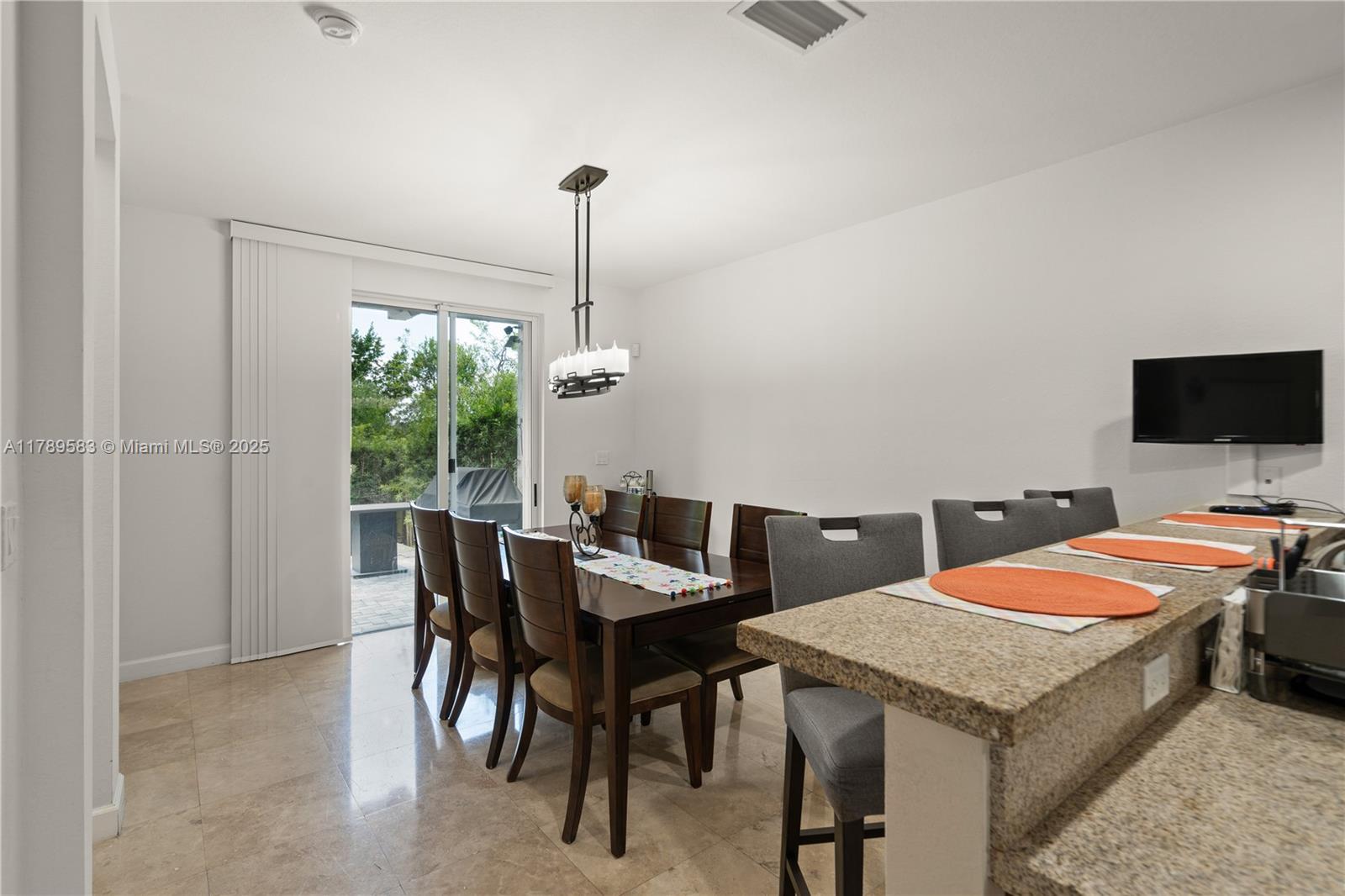 7514 NW 108th Path, Doral, Florida image 41