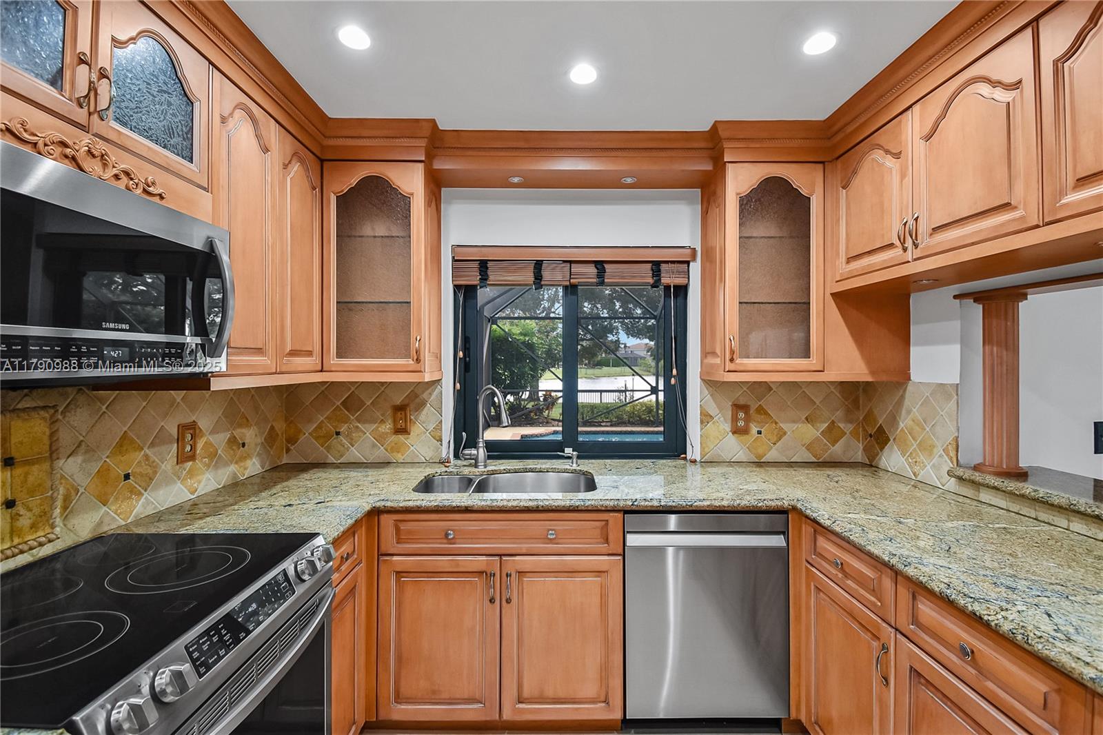 14950 Featherstone Way, Davie, Florida image 17