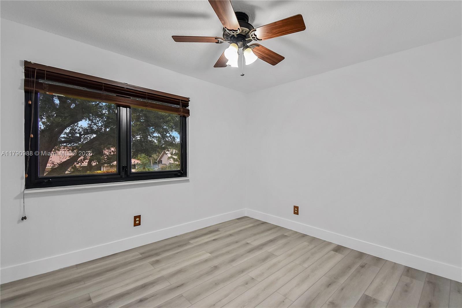 14950 Featherstone Way, Davie, Florida image 28