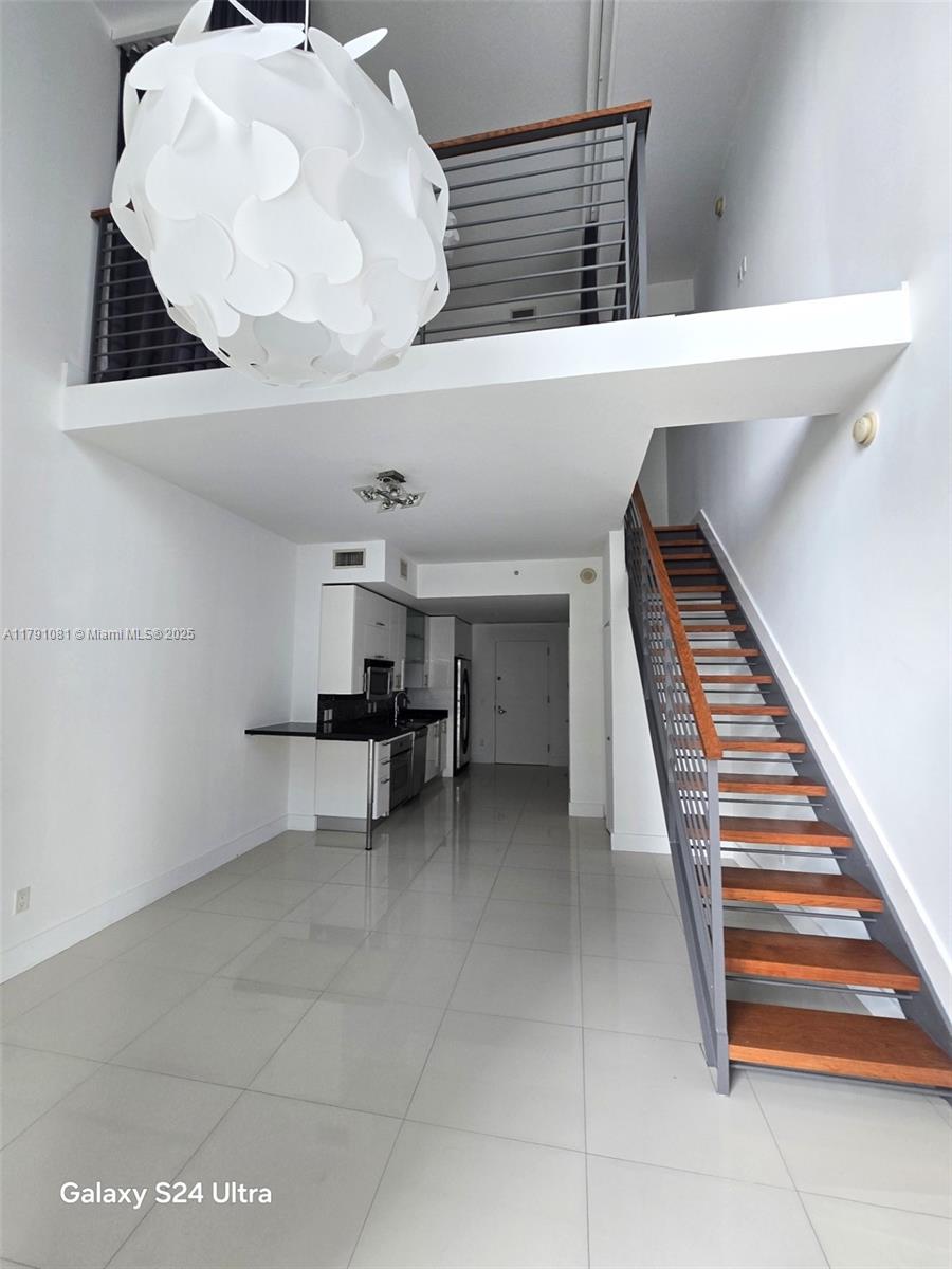 60 SW 13th St #2010, Miami FL 33130