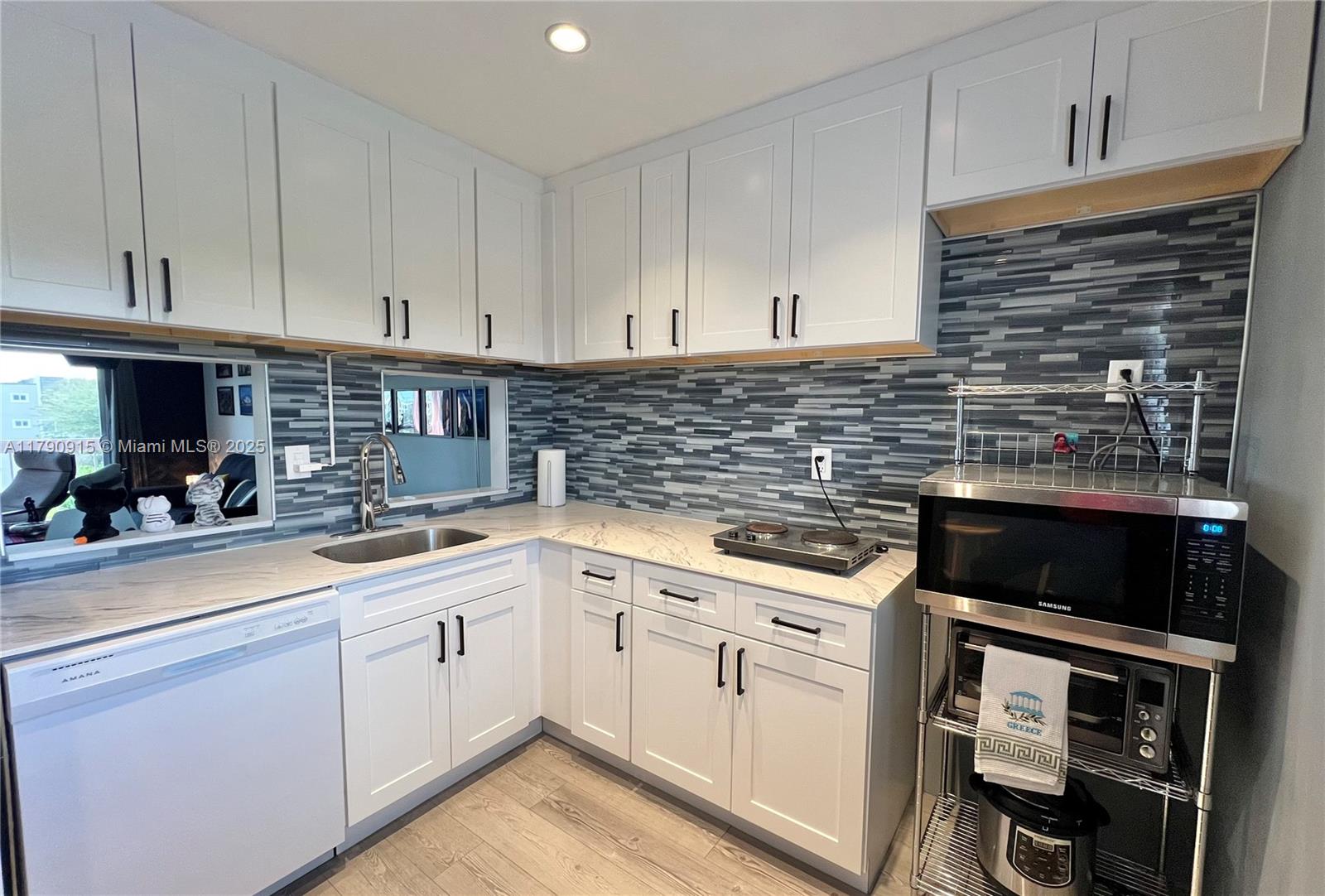Property photo # 6