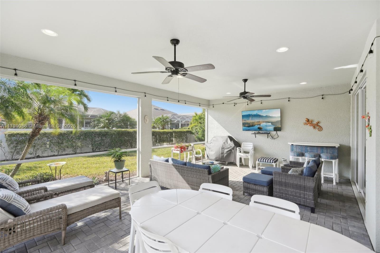 2720 Lambay Ct, Cape Coral, Florida image 29
