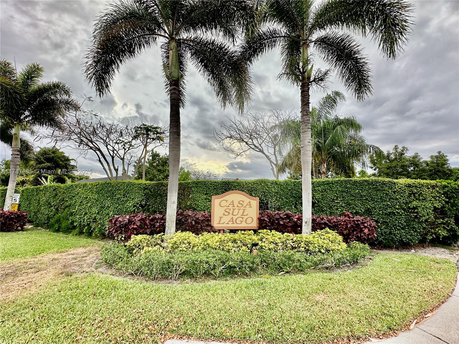 Great Location, ligth and bright gorgeous townhouse rarely available in the highly desired Casa Sul Lago, Boca Fontana, Boca Raton with stunning lake views, 2 car garage, space in driveway for 2 cars, 3 bedrooms, 2.5 bathrooms, spacious living room with wood burning fireplace leading onto screened patio, Dinning room and eat in kitchen, accordion shutters, 2 community pools, 2 clubhouse, basketball and tennis courts.