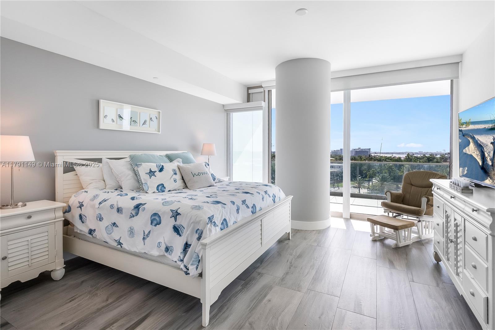 10201 Collins Ave #605, Bal Harbour, Florida image 12