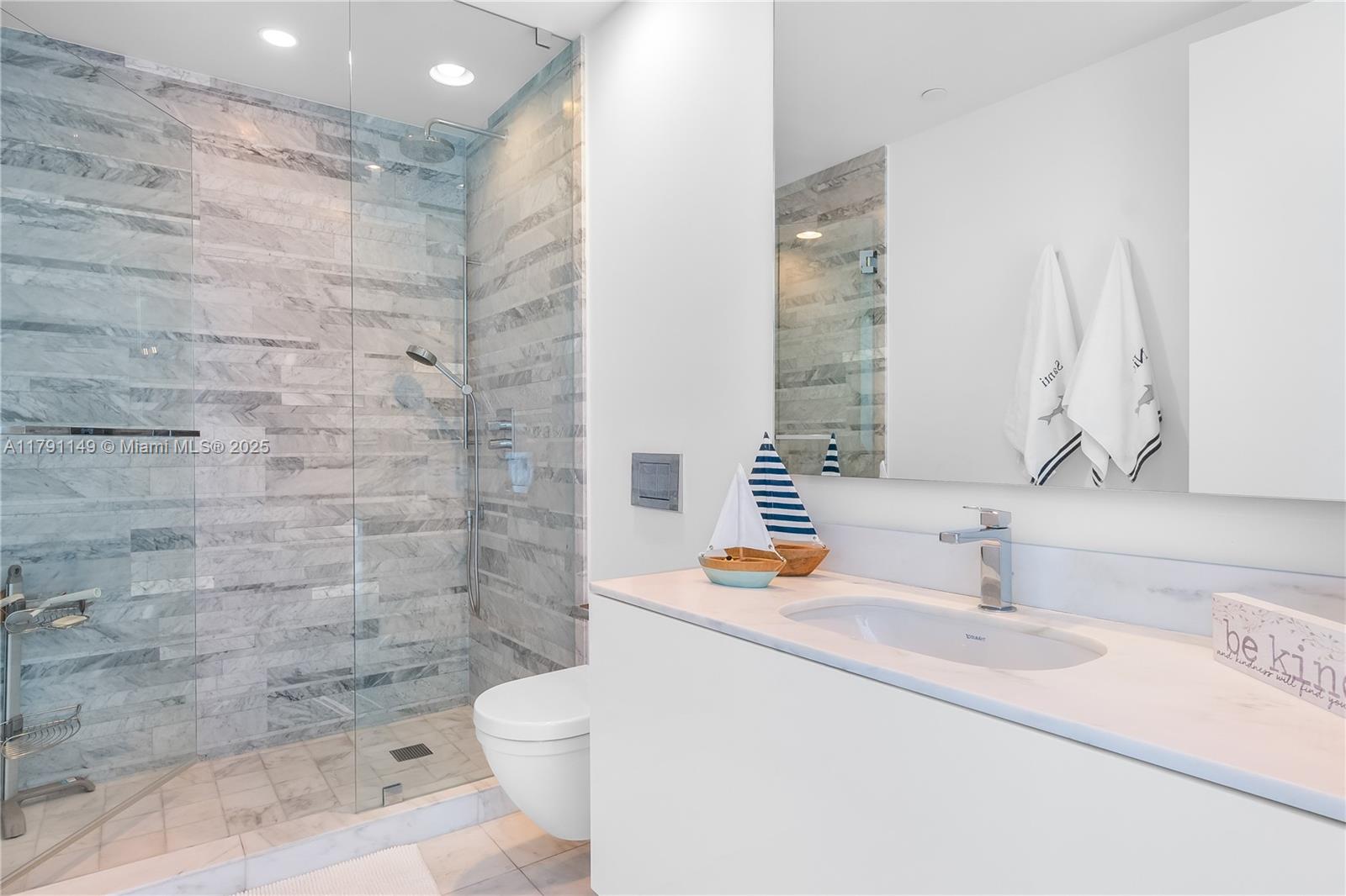 10201 Collins Ave #605, Bal Harbour, Florida image 18