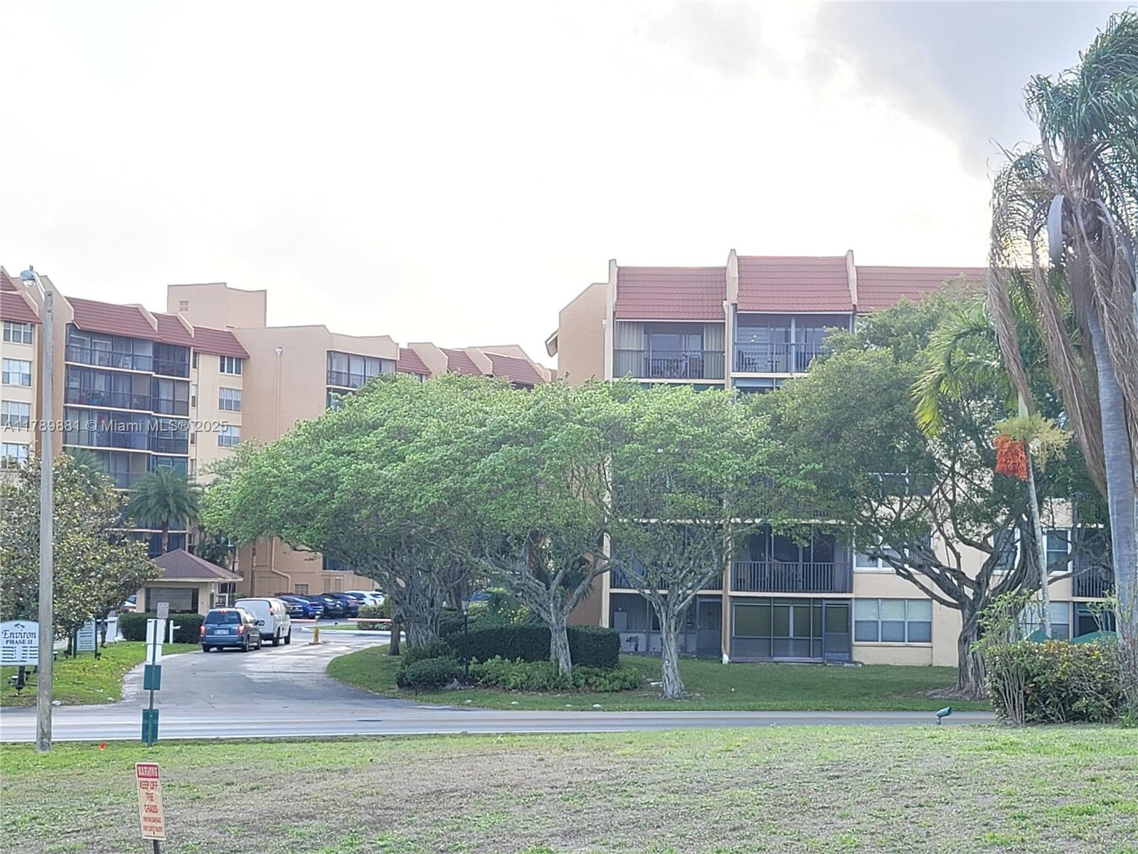 7080 Environ Blvd #424, Lauderhill, Florida image 1