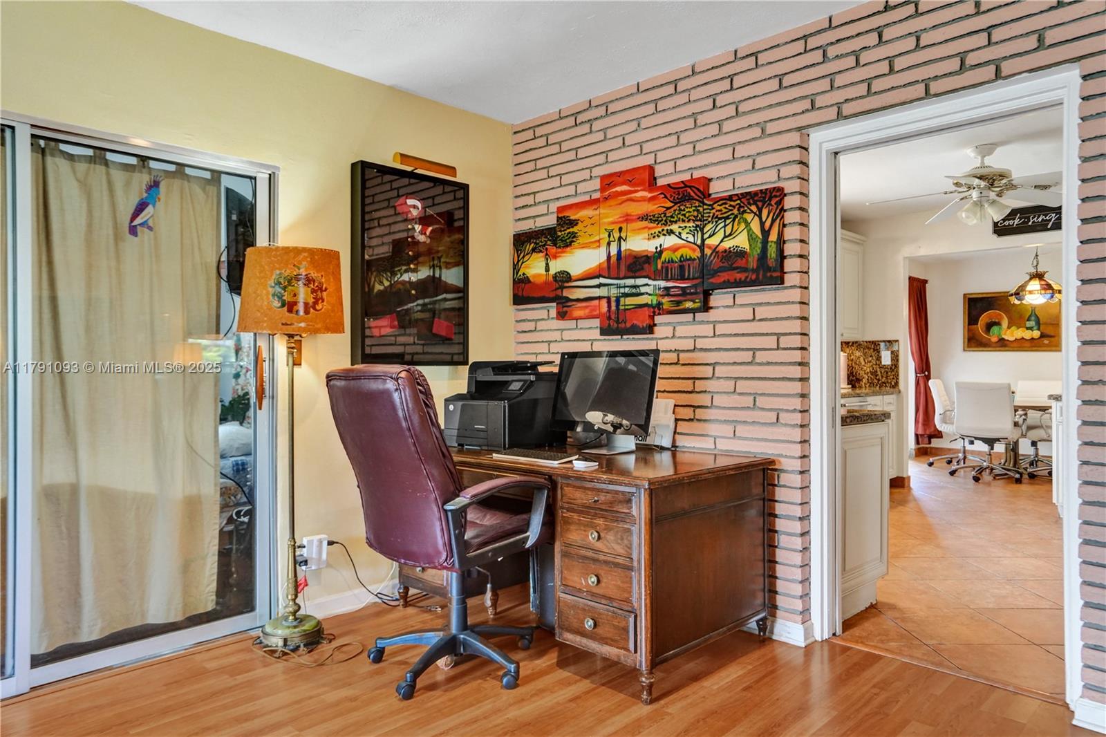 Listing Photo 10
