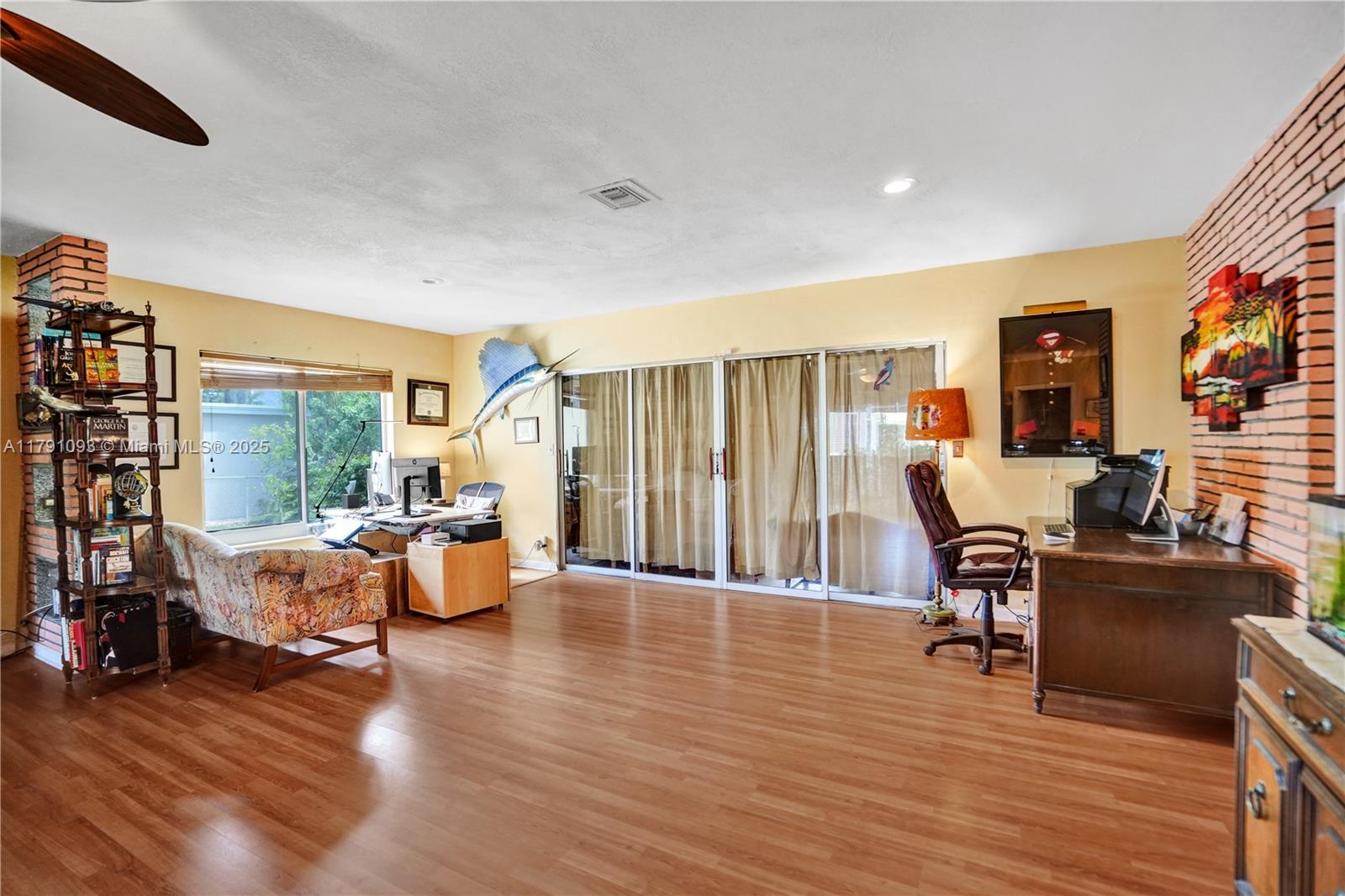 Listing Photo 13
