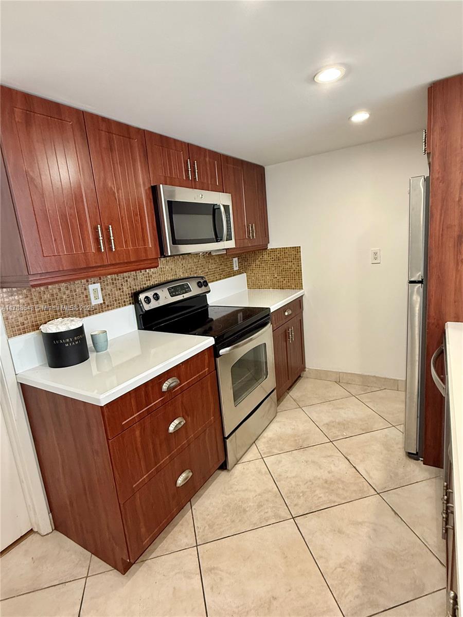 Property photo # 7