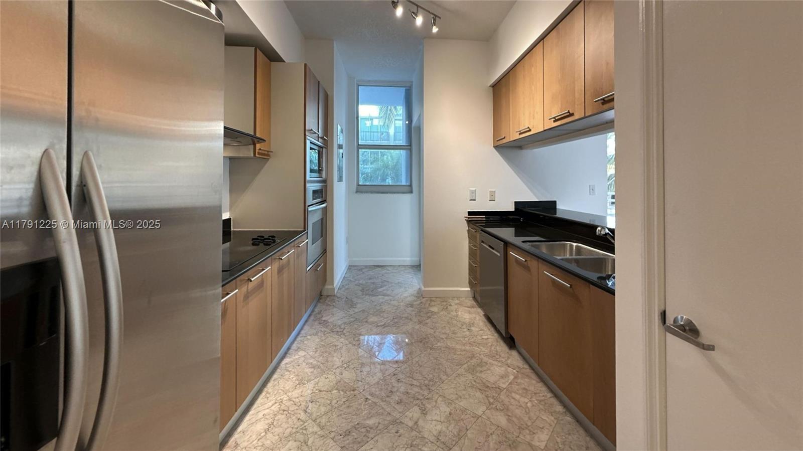 Property photo # 7