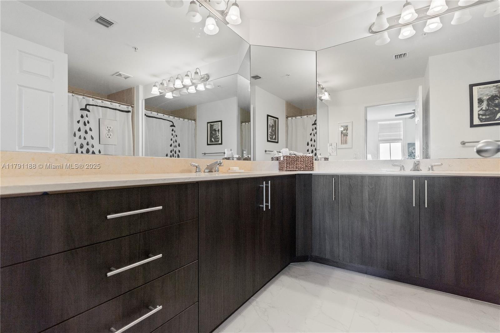 2401 NE 65th St #603, Fort Lauderdale, Florida image 16