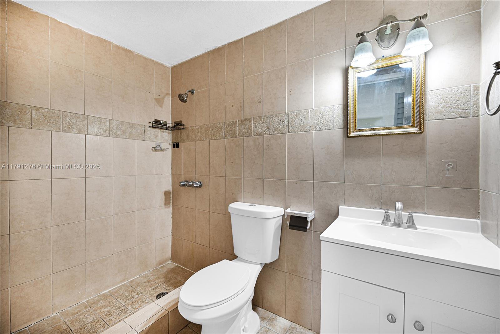 20431 NW 46th Ave, Miami Gardens, Florida image 47