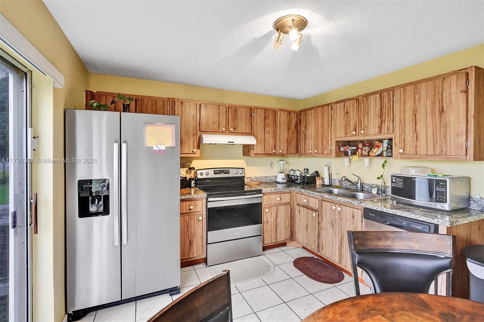 Listing Photo 15