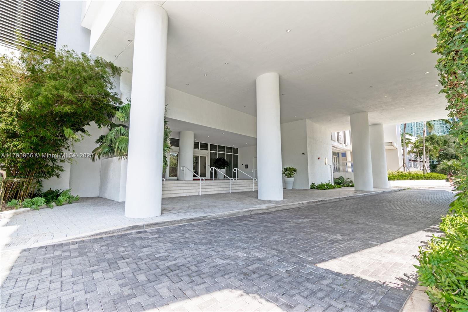 4250 Biscayne Blvd #917, Miami FL 33137