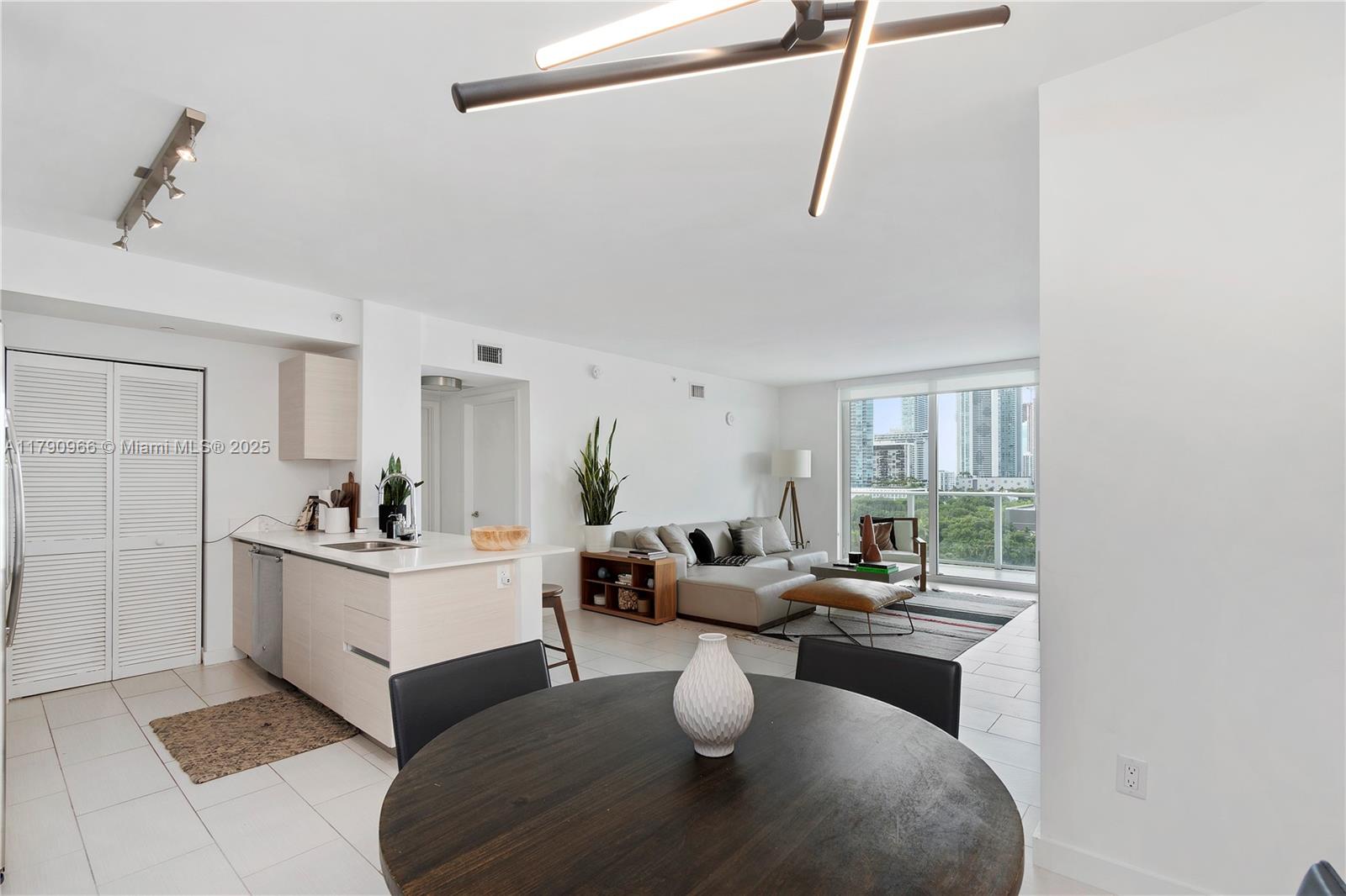 4250 Biscayne Blvd #917, Miami FL 33137
