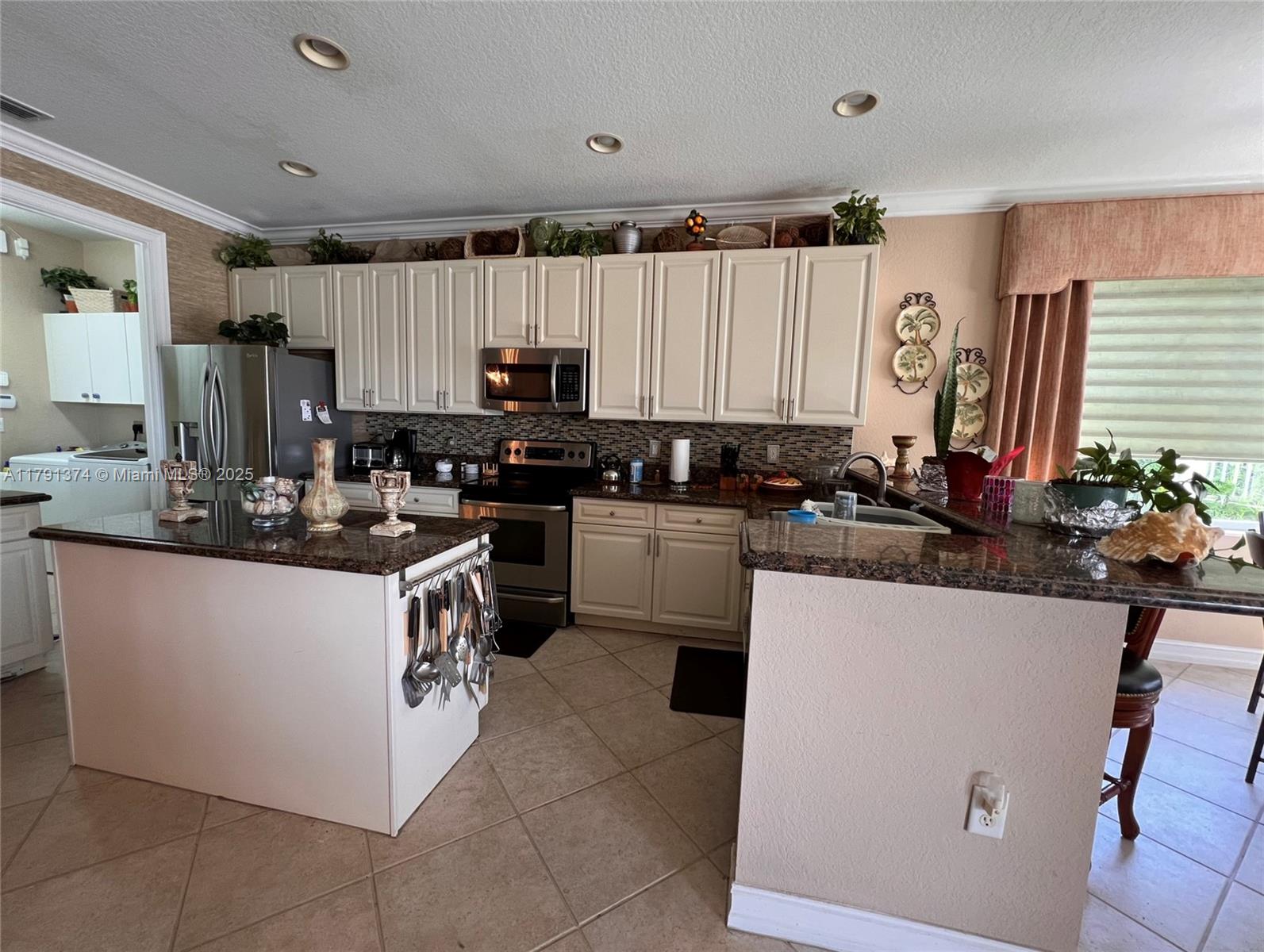 113 Bella Vista Way, Royal Palm Beach, Florida image 6
