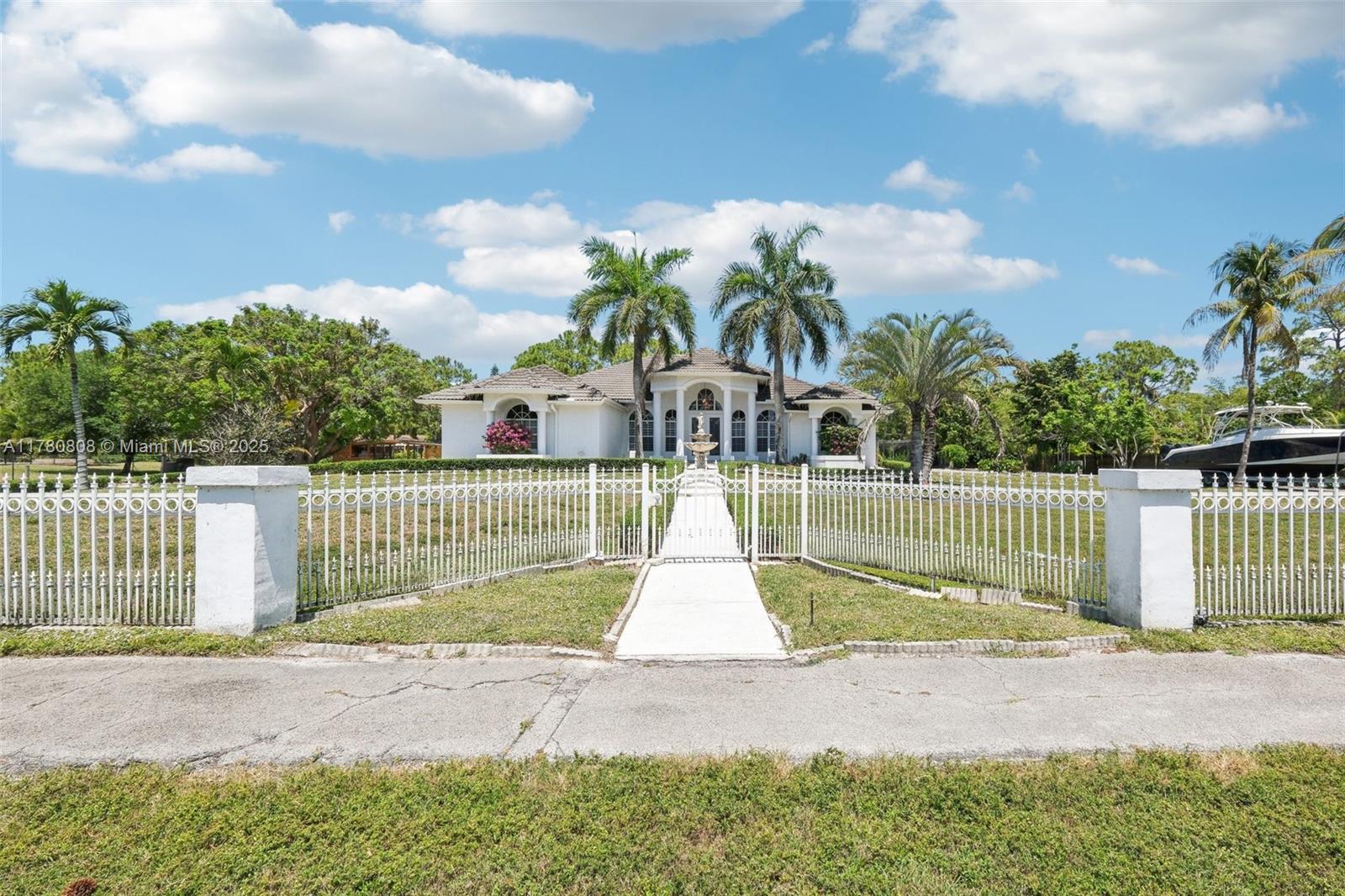 14387 Temple Blvd, Palm Beach, Florida image 2