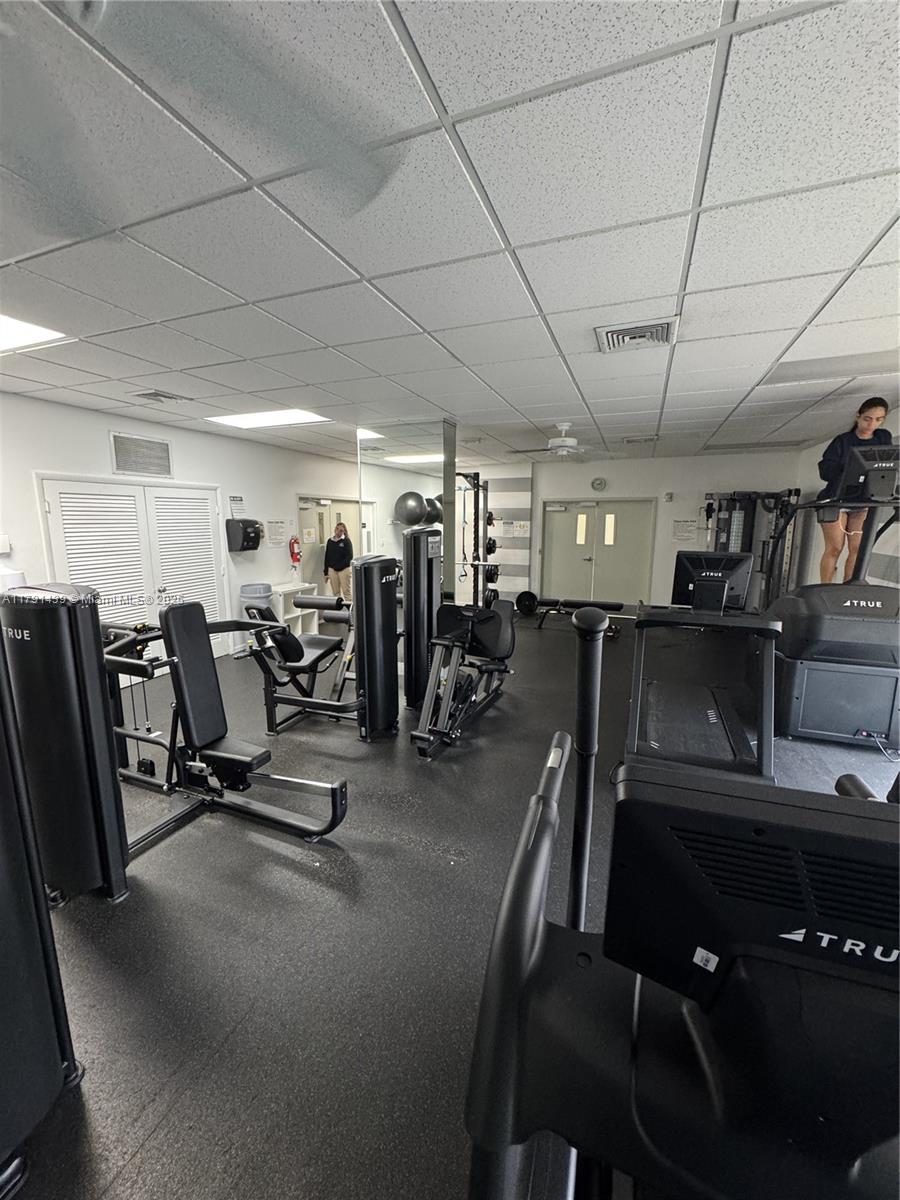 2150 Sans Souci Blvd #B611, North Miami, Florida image 6