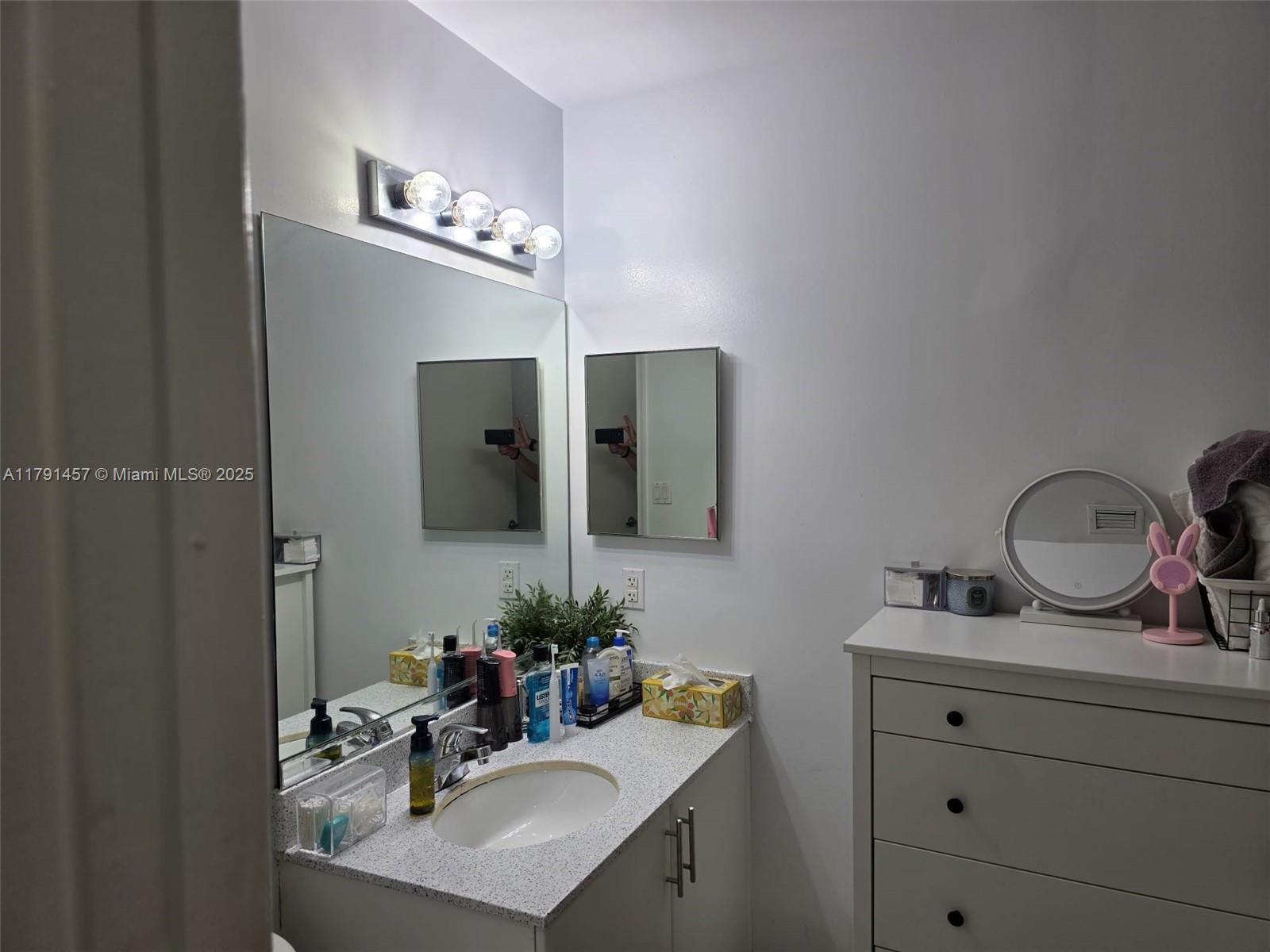 Listing Photo 7
