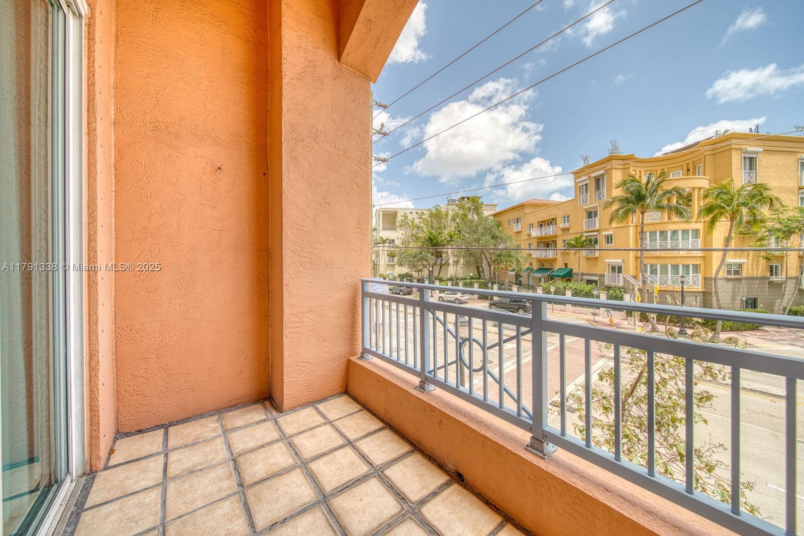 90 Alton Rd #TH-2, Miami Beach FL 33139