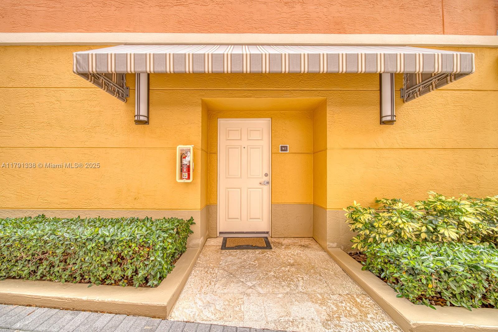 90 Alton Rd #TH-2, Miami Beach FL 33139