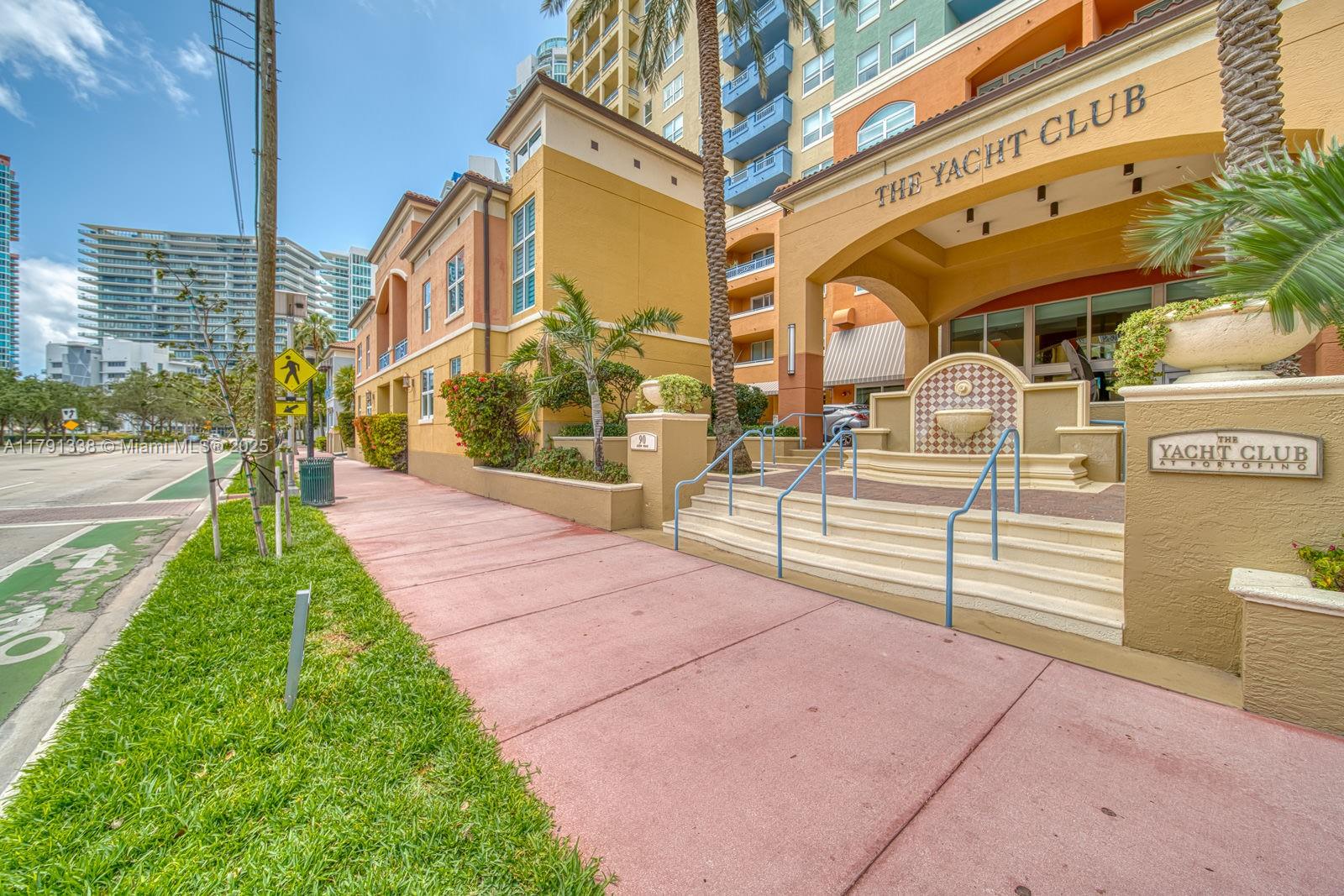 90 Alton Rd #TH-2, Miami Beach FL 33139